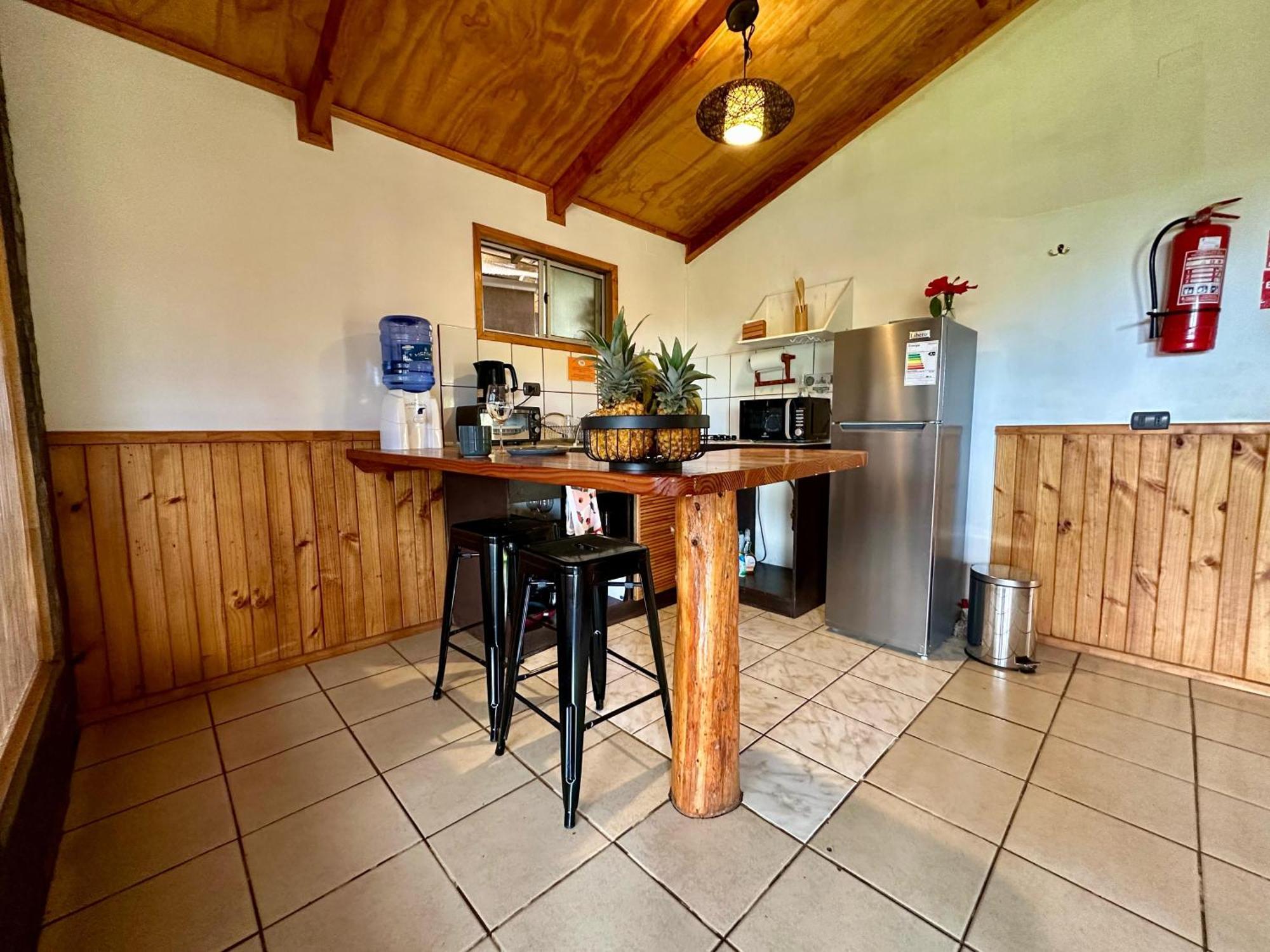 Paraiso Sunset Bungalows Hanga Roa Exterior foto